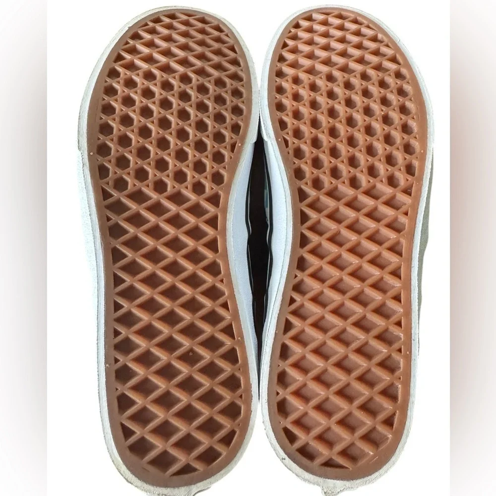 Vans Checkerboard Slip-On MultiColor Skateboarding Shoes Missy Sz 5